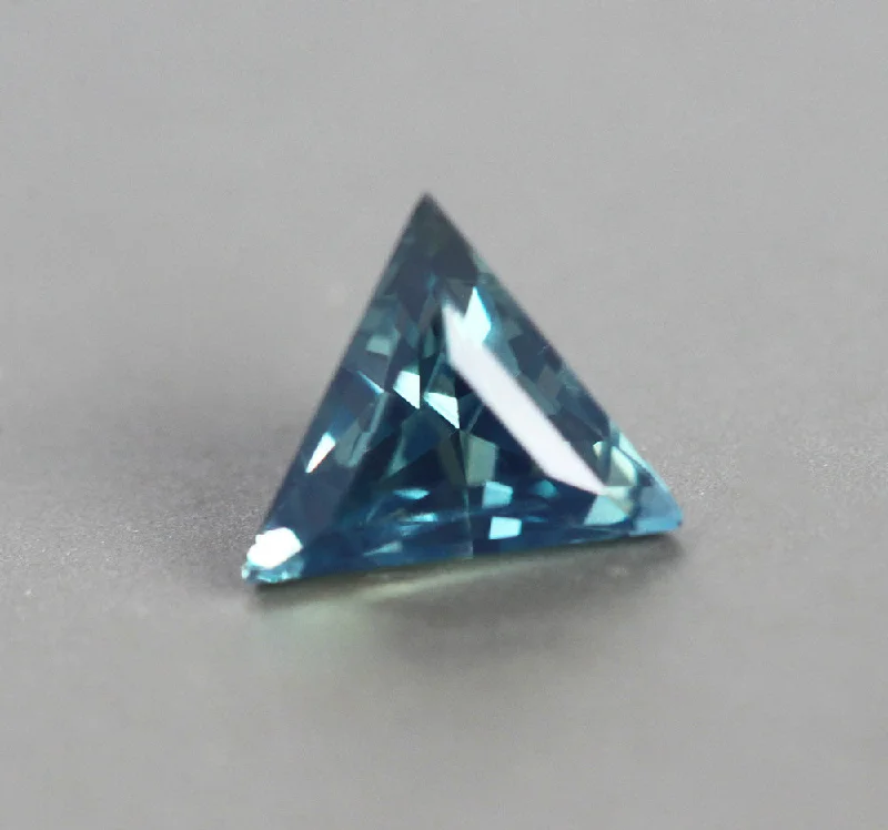 High-End Sparkle, Low-End Prices – Shop Now Loose 0.55 Ct Triangle Teal Sapphire