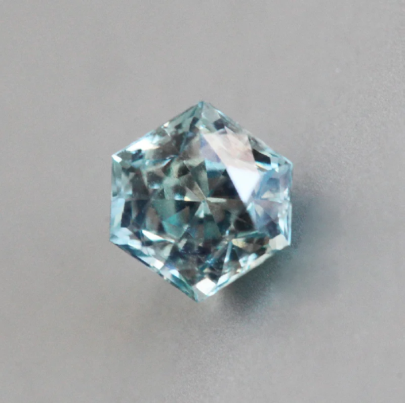 Get The Sparkle You Love At Prices You Adore Loose 1.14 Ct Hexagon Green Sapphire