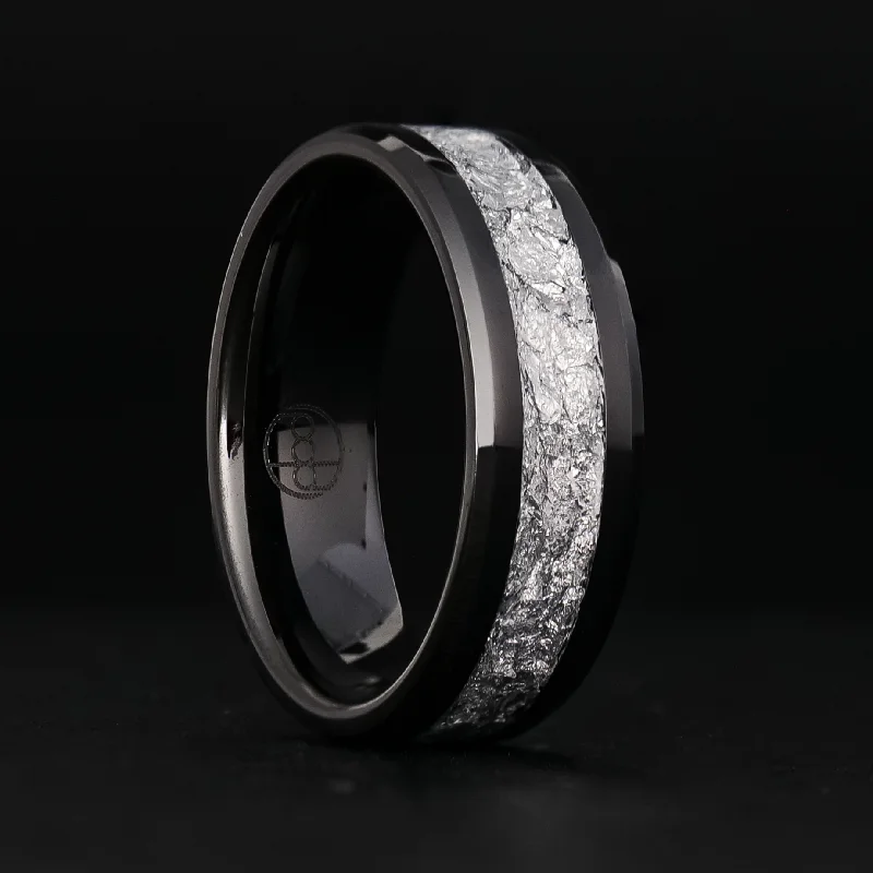 Timeless Beauty, Unbeatable Deals – Jewelry Sale On Silver Leaf Ring on Black Ceramic | Full Channel Timeless Beauty, Unbeatable Deals – Jewelry Sale On Silver Leaf Ring on Black Ceramic | Full Channel